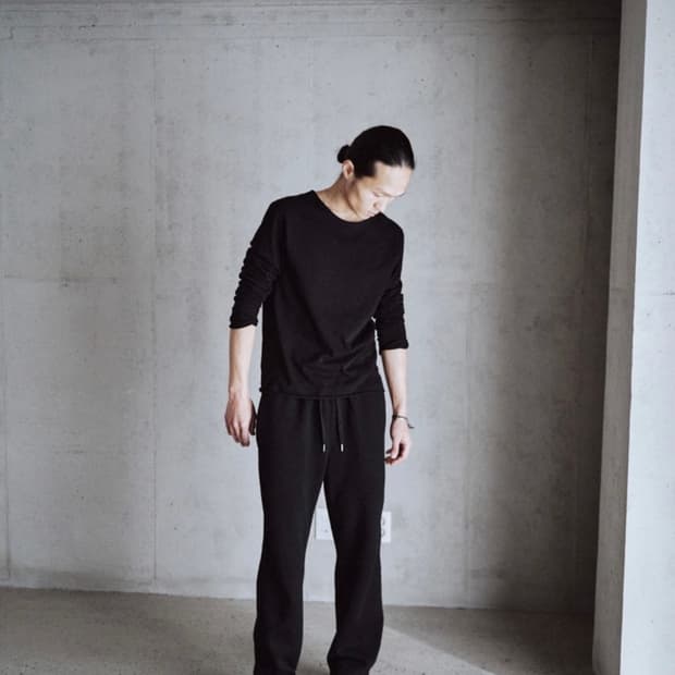Mono Prive 텍스처드 롱슬리브 블랙 1 size