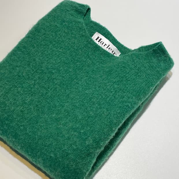 할리오브스코틀랜드 쉐기독 니트