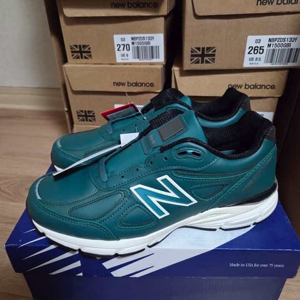뉴발란스 USA U990TW4 285사이즈 새상품