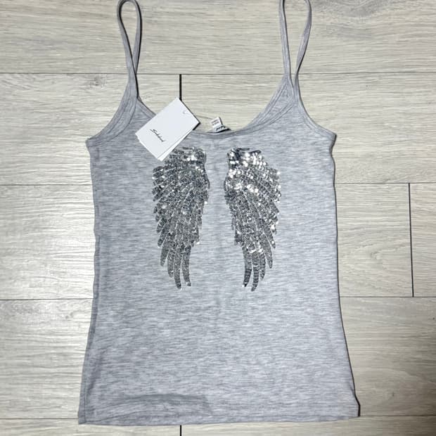 [새상품, m] 섭듀드 Subdued 엔젤 윙 날개 스팽글 나시