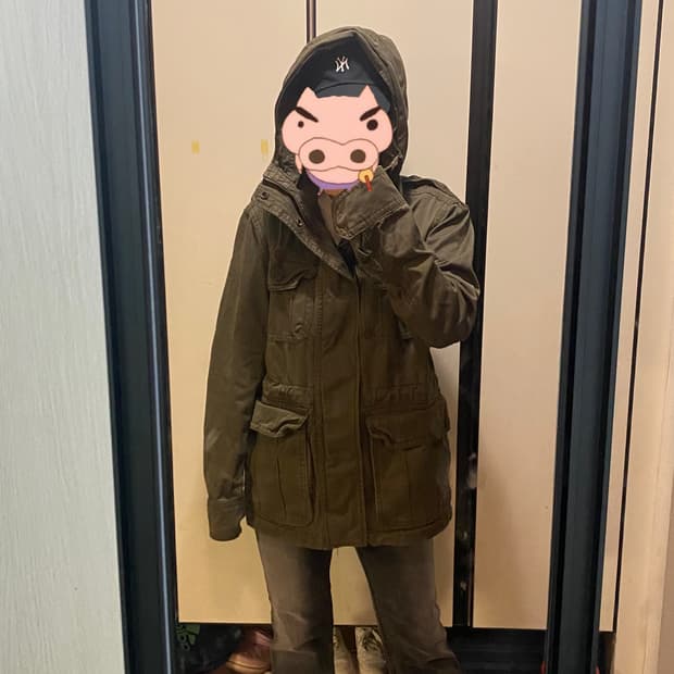 후아유 카키색 후드 야상 점퍼