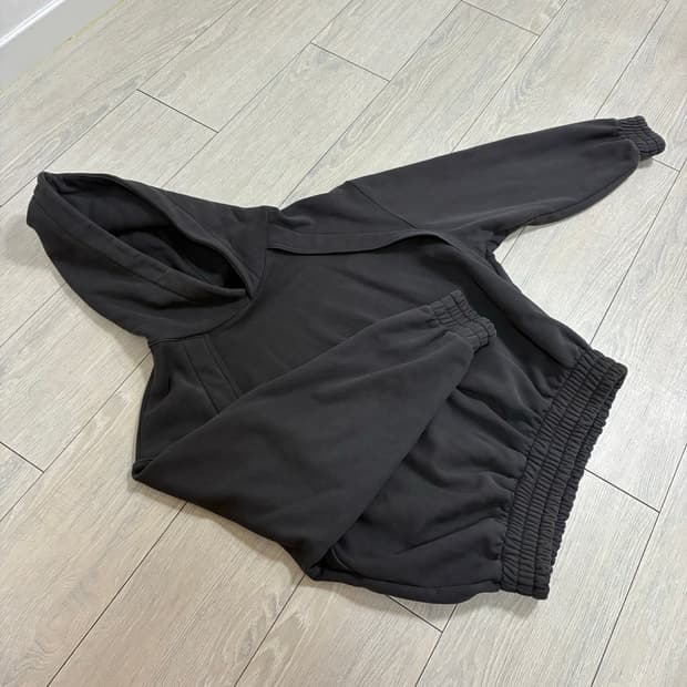 아트오브필드 밴딩 크롭 후드 