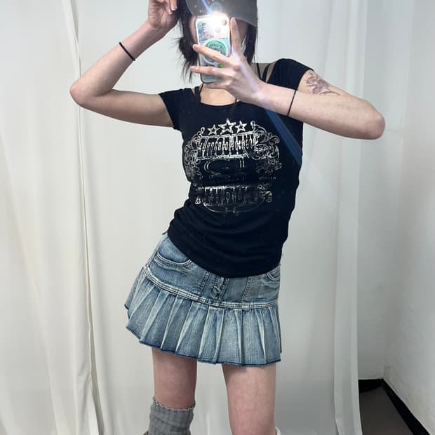 블랙 오프숄더 백 메쉬 포인트 P2K 티셔츠