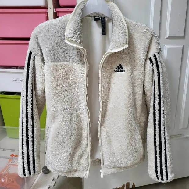 아디다스 양털 쉐르파 퍼 후리스 점퍼 넉넉한 160 남90s 여m 가능