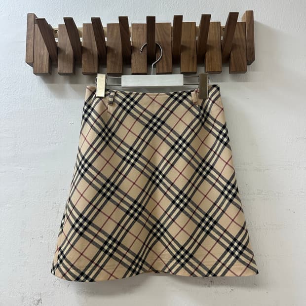 드라이완료 버버리 블루라벨 Burberry 노바체크 울100 스커트 36