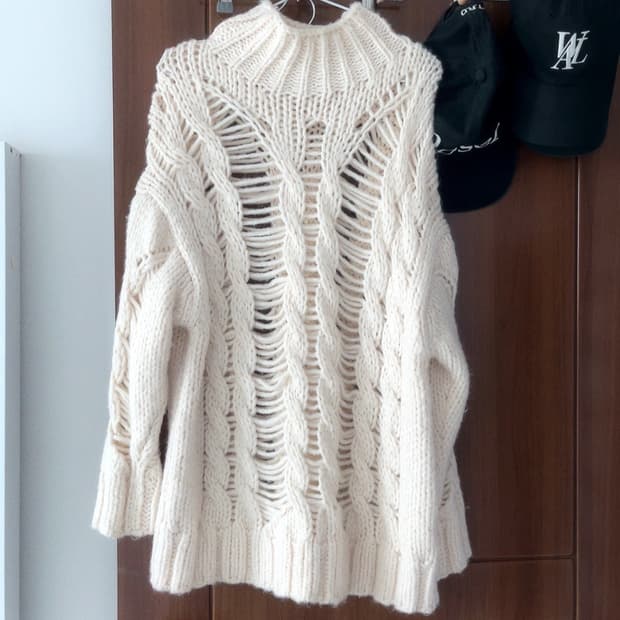 ZARA 자라 절개 니트