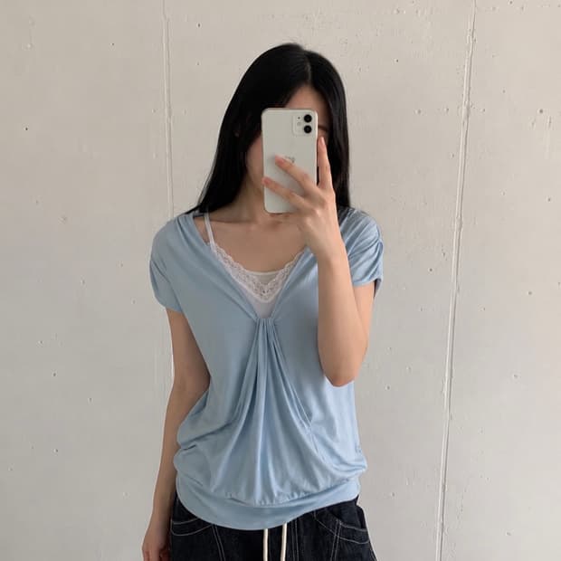 스카이 블루 드레이프 티셔츠 