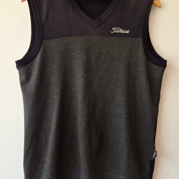 타이틀리스트 남성 브이넥 골프니트조끼

