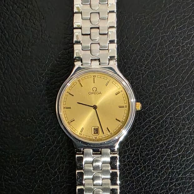 오메가 드빌 남녀공용 쿼츠시계분양 특가로..