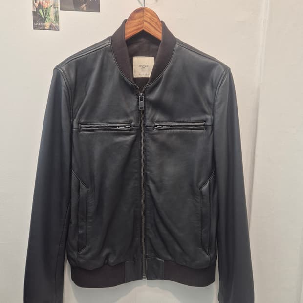 망고 남성 가죽 봄버 블랙 가죽 자켓  M
