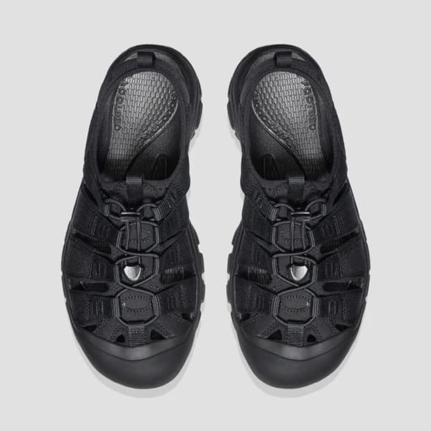 킨 KEEN 뉴포트 H2 블랙 샌들 240