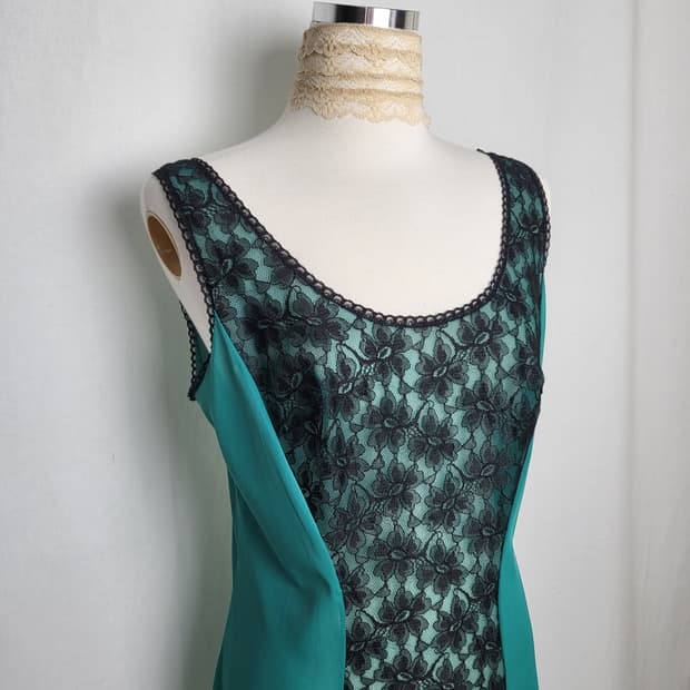 빈티지 포레스트 그린 드레스