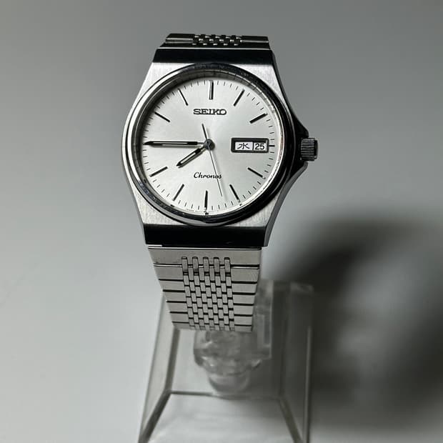 SEIKO quartz chronos