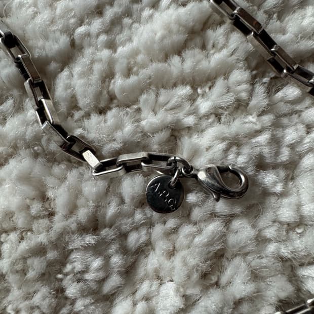 A.P.C 써지컬 목걸이