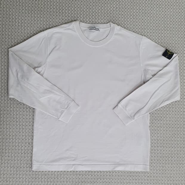 19SS 스톤 아일랜드 아이보리 스웨트셔츠