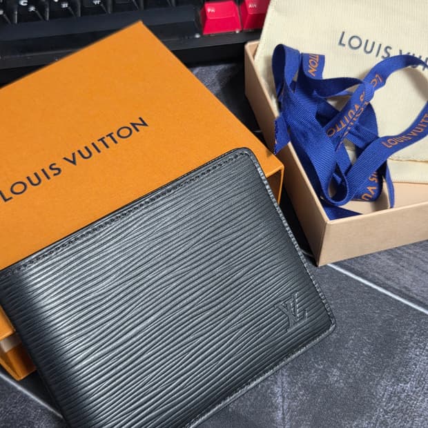 루이비통 에삐 반지갑 