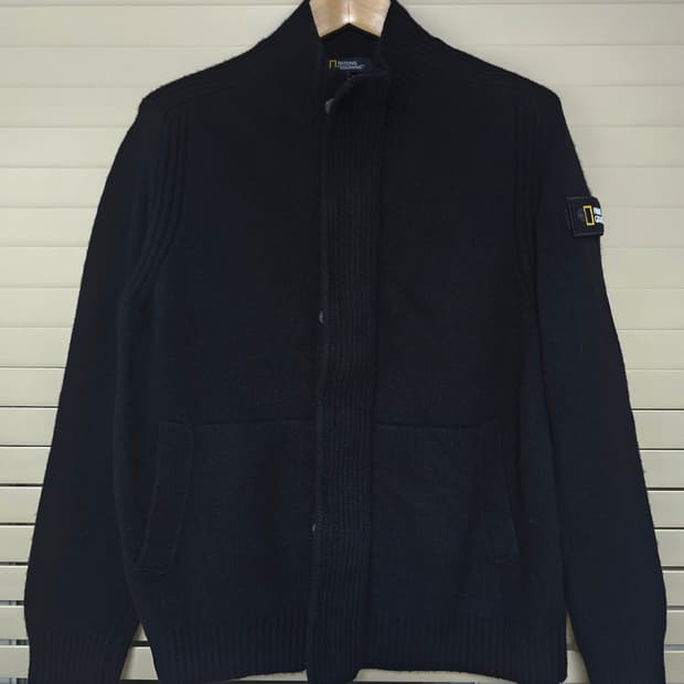 내셔널지오그래픽 하이넥 F-ZIP 니트 가디건 블랙 XL