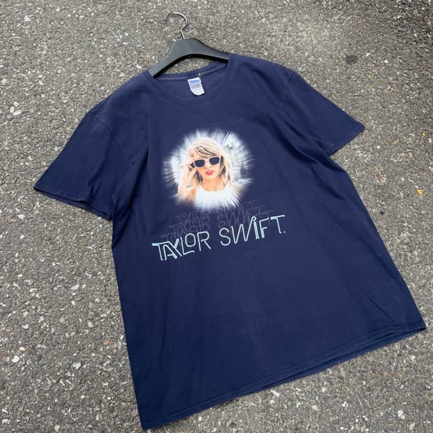 Taylor Swift The 1989 World Tour T-Shirt