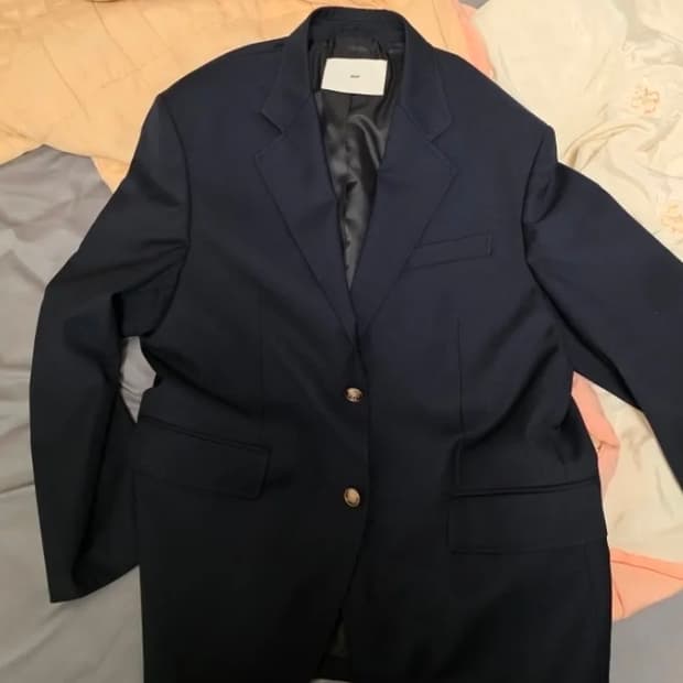 TNGT 금장 블레이저 팝니다