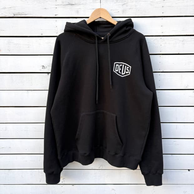 Deus 데우스 엑스 마키나 서울 어드레스 후드티