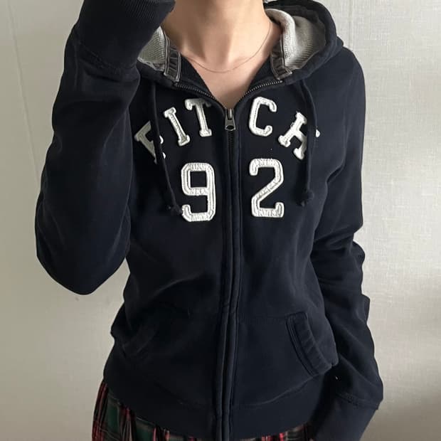 zip up hoodie