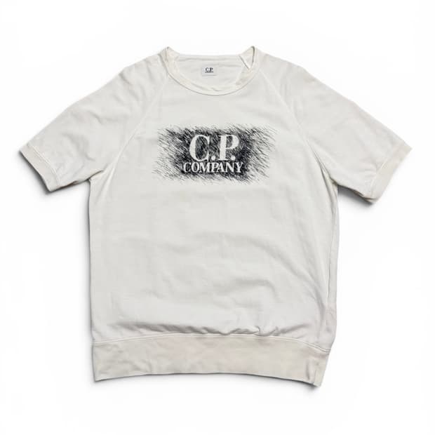 C.P. company 그래픽 로고 프린팅 반팔 티셔츠