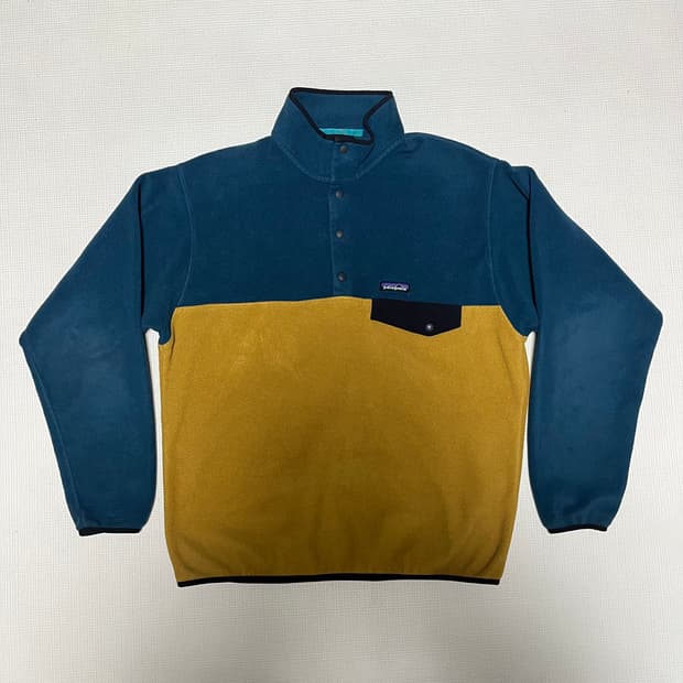 파타고니아 신칠라 틸/골드