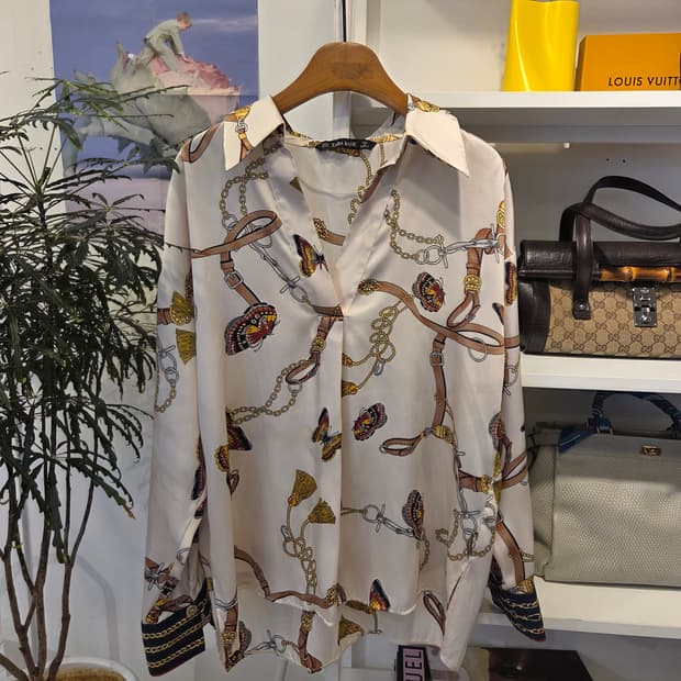 자라 패턴 오버핏 블라우스