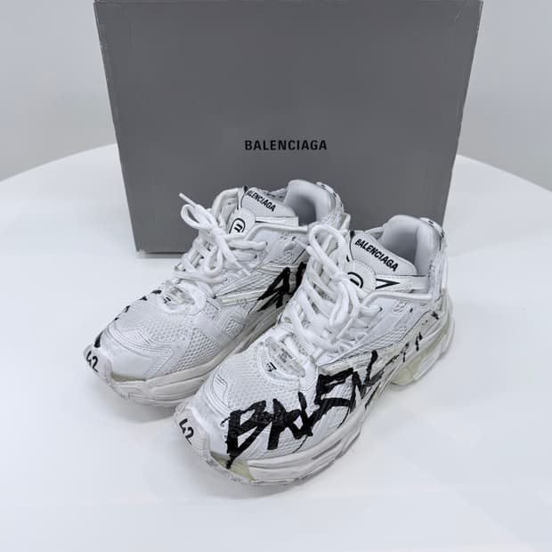 [S급/270] 발렌시아가 러너 그래피티 트랙 스니커즈