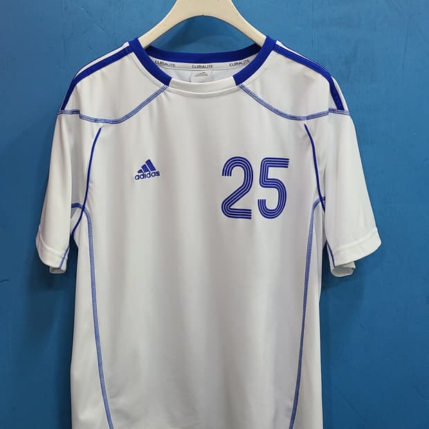 2010년산 빈티지 아디다스 흰파 축구져지