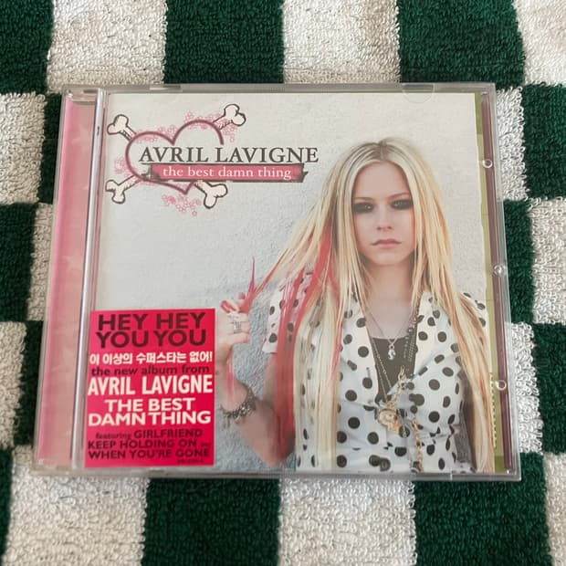 에이브릴라빈 Avril Lavigne 3집 라이센스 초판 미개봉 CD
