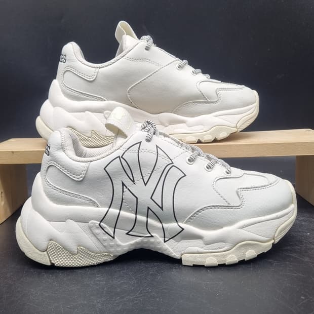 MLB 빅볼청키 뉴욕양키스 여성운동화230 