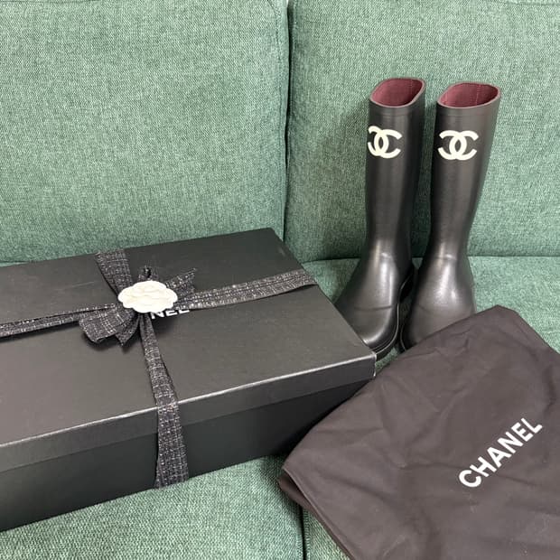 샤넬 레인부츠 러버부츠 38 새상품 새제품 