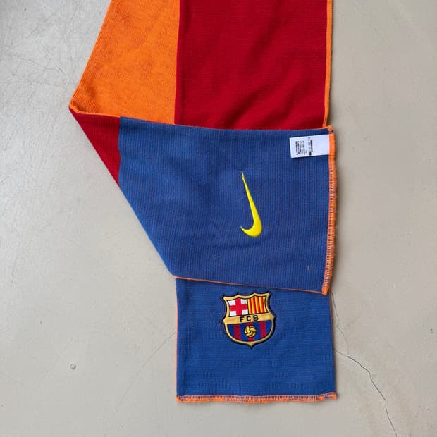 나이키 바르셀로나 머플러