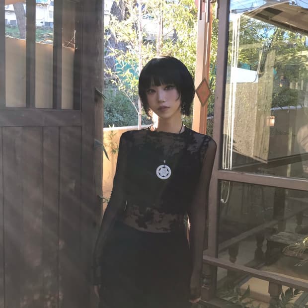 vintage oriental rose top