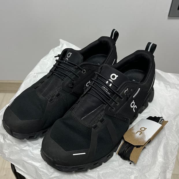 온러닝 클라우드 5 워터프루프 275사이즈