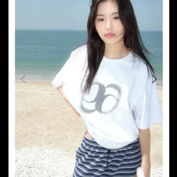 애즈온 HOLIDAY OVERFIT T-SHIRT