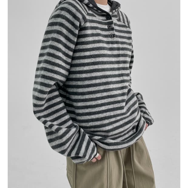 블랙업 아일선 플리스 스트라이프 후드티