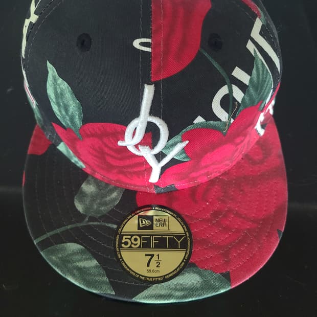 뉴에라 59FIFTY 플라워 패턴 볼캡 7 1/2