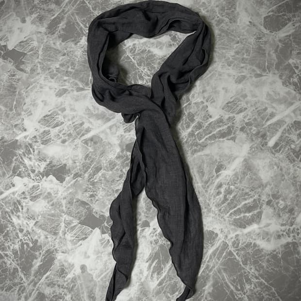 (Unknown)linen grey muffler