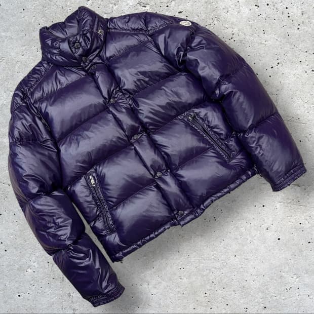 [2] 몽클레어 유광 퍼플 다운 패딩 자켓 D123