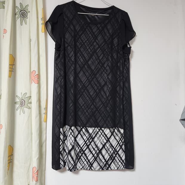 VIKI 블랙 체크 패턴 쉬폰 원피스66~77
