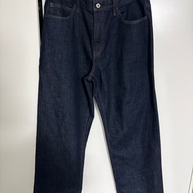 유니클로 jwa 스트레이트 진