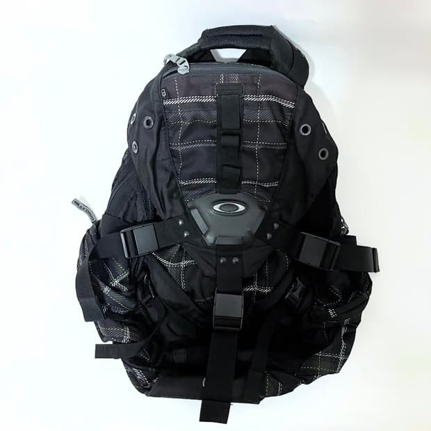 오클리 아이콘백팩 3.0