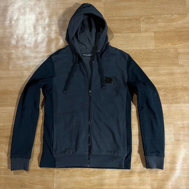 [100] 돌체 플레이트 후드집업