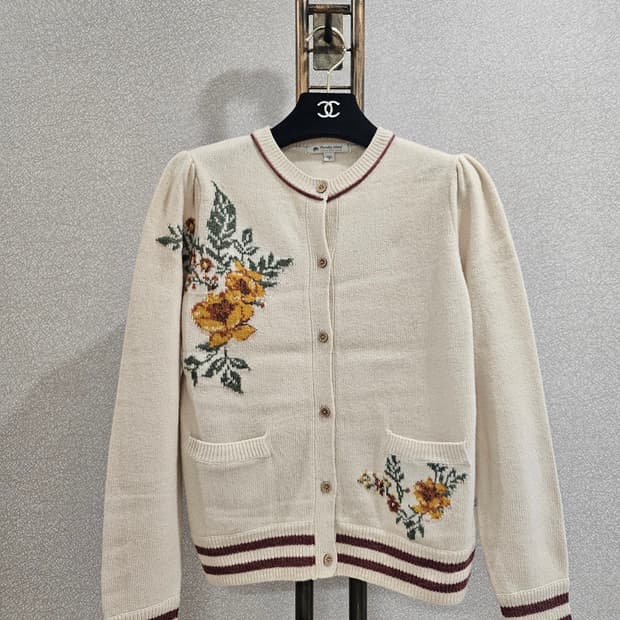 써스데이아일랜드 