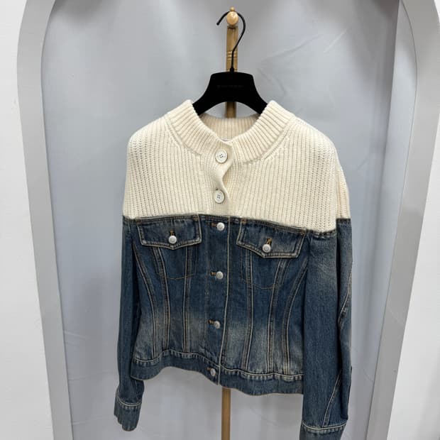 백화점판 새상품급 알렉산더 맥퀸 데님 자켓40사이즈 