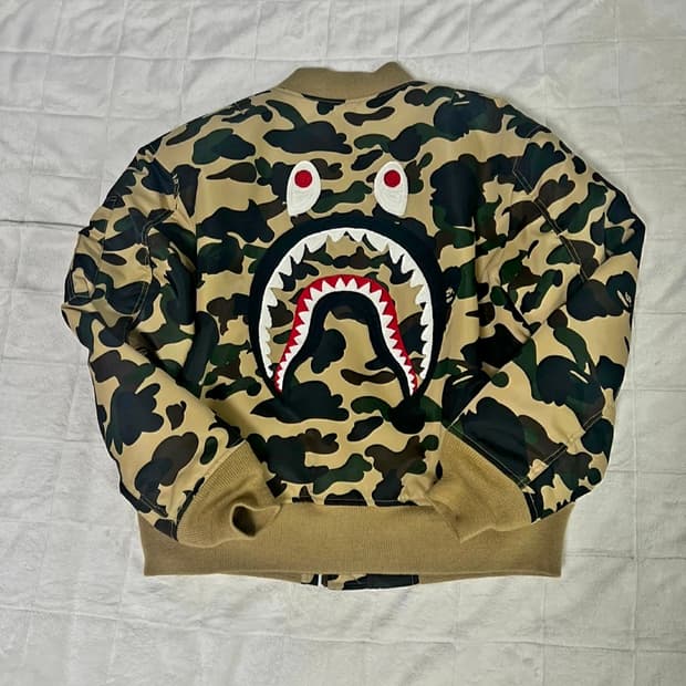 정품)베이프 항공자켓 급하게 판매해요