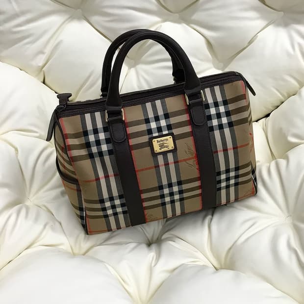 버버리 금장 노바체크 보스턴백 가방