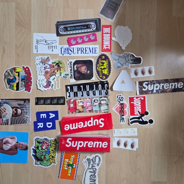 슈프림 스티커 모음 팔아요!!(24fw~25fw)
